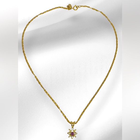 Radiant Christmas Star Gold Tone Pendant Necklace - Picture 2 of 2